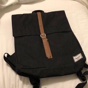 City Backpack | Mid-Volume